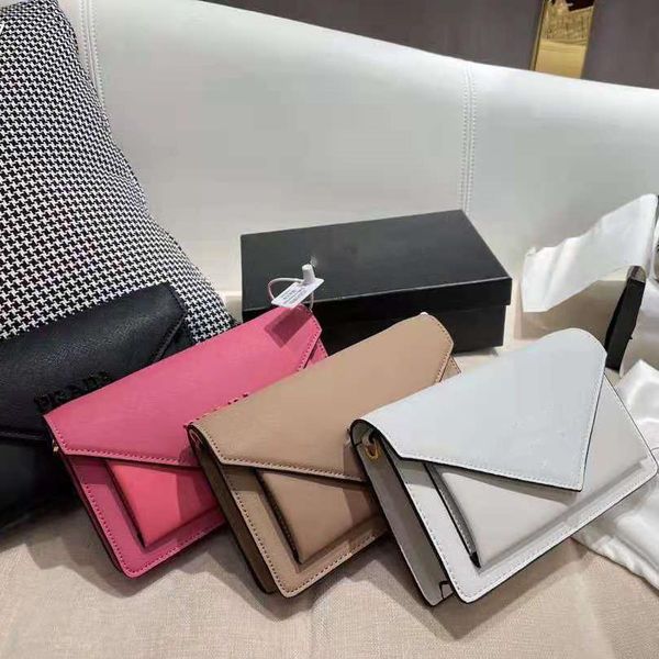 

designer women's single shoulder letter bag size 20cm