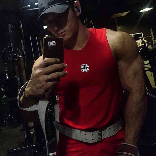 

muscleguys brand summer fashion mesh quick dry bodybuilding stringer tank mens fitness sleeveless shirts gym clothing 210421, White;black