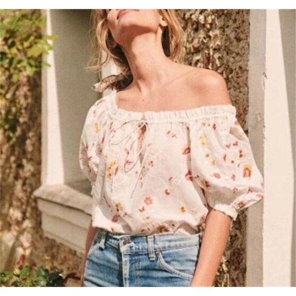 

shirt 2021 spring and summer embroidery romantic strapless cotton gh59, White