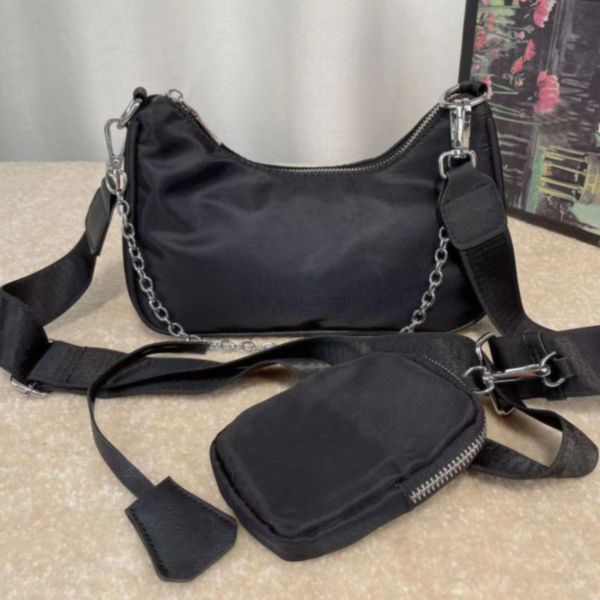 

handbags quality shoulder high evening crossbody bag bags heart-shaped decoration tarpaulin nylon wallet wholesale