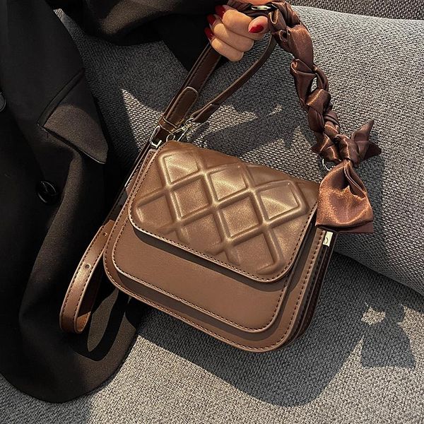 

shoulder bags niche design retro bag 2021 female ins messenger advanced square width: 18cm