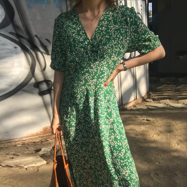 

casual dresses [ewq] 2021 summer fashion temperament vintage gentle v-neck small floral loose short-sleeved dress women 16f1234, Black;gray