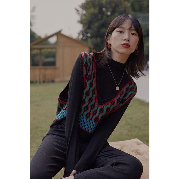 

women's vests women sweater vest retro sleeveless v-neck knitted loose spring and autumn all-match elegant chic pullover top, Black;white