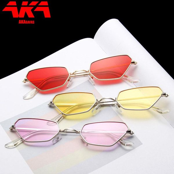 

akagafas retro small frame sunglasses classic metal street beat ocean lens eyeglasses cool outdoor feminino uv400, White;black