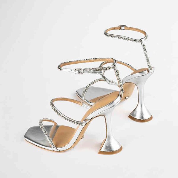 

dress shoes high-square heel toe glass with a big word on it. female sandals. gl7q, Black