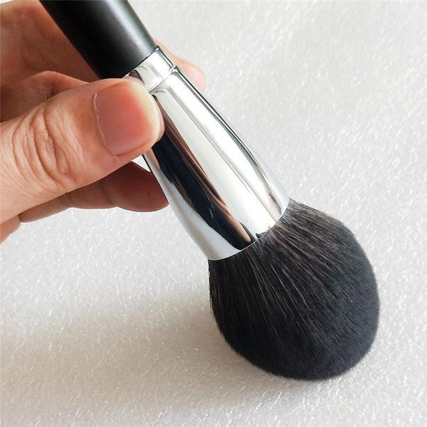 

single silver flame blush loose powder brush man-made fiber beauty makeup tool1