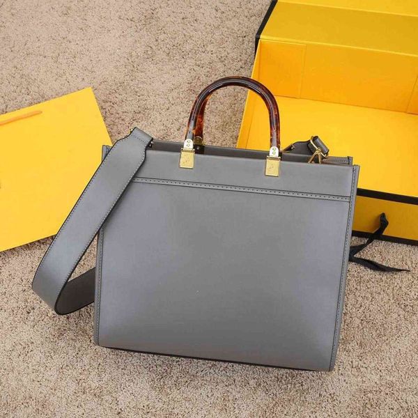 

handle luxury designer messenger amber bag large capacity practical urban women's essential tote bags