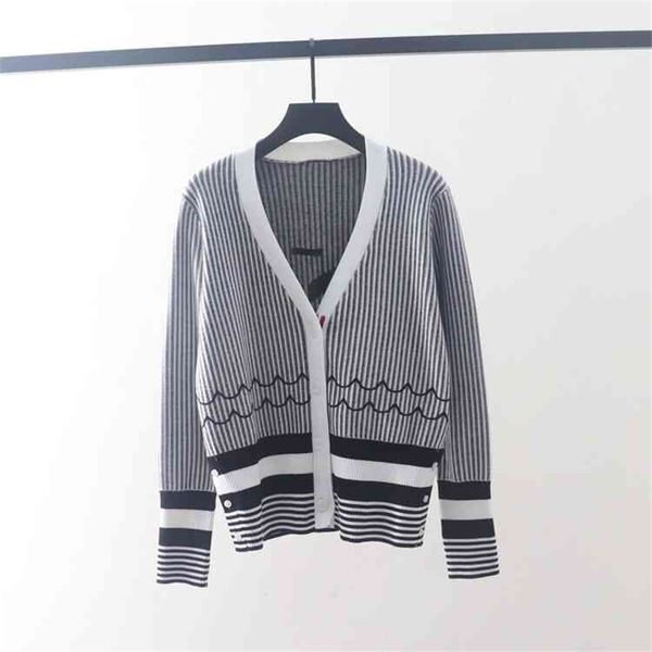 

autumn and winter new tb style v-neck knitted cardigan back sailboat jacquard pattern loose thin coat fashion, White