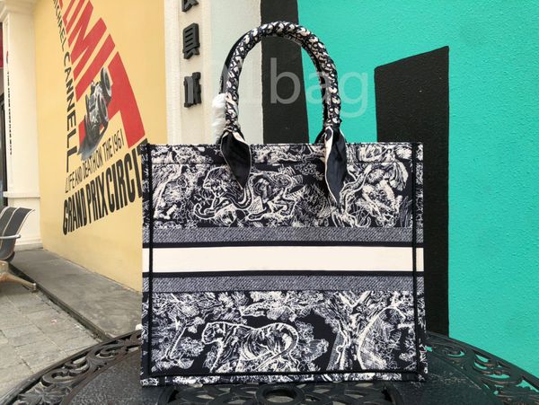

fashion classic handbags shopping bag designer print multicolor single shoulder large capacity buckets totes