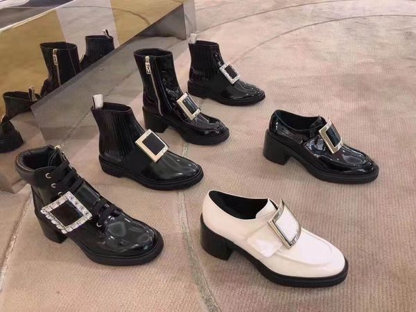 2021 primavera e autunno nuove signore moda stivali singoli designer fibbia in metallo tacco piatto suola in gomma scarpe piccole in pelle nera scarpe eleganti punta tonda