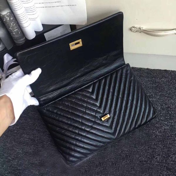 

ladies black calfskin caviar classic diamond quilted bag chains double flap medium