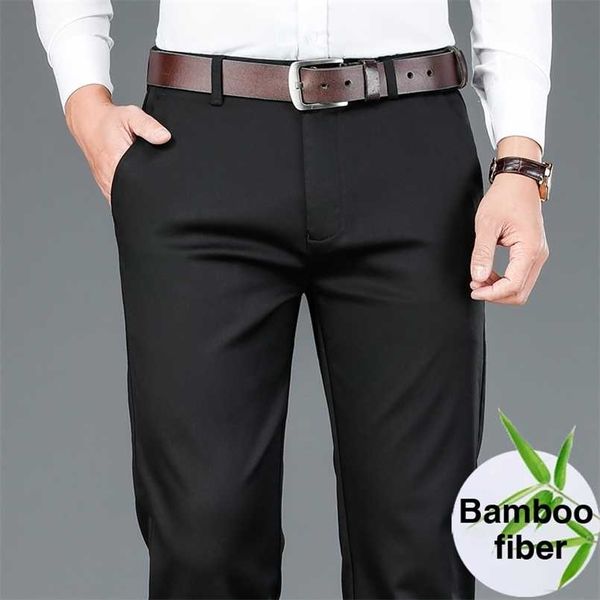 Pantaloni casual da uomo in fibra di bambù autunnale Pantaloni classici da uomo in cotone elasticizzato moda cachi Pantaloni da uomo di marca 211201