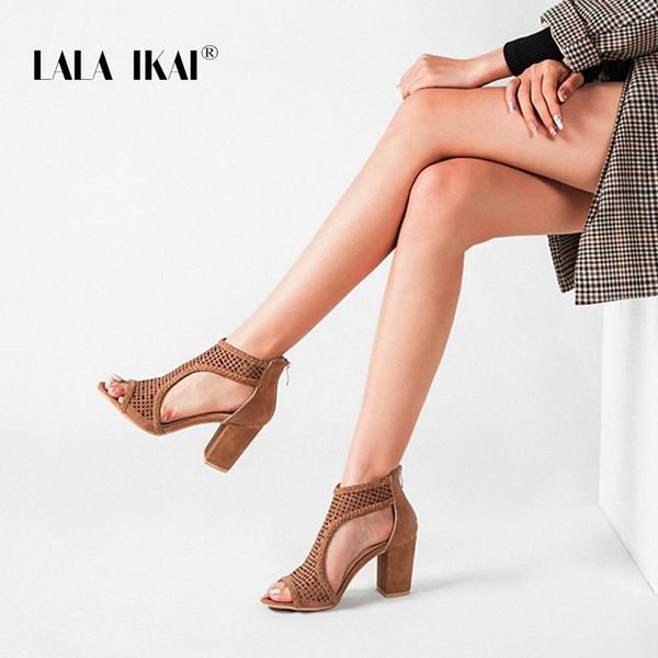 

2021 summer large size women's shoes thick heel high heels pu leather hollow peep toe sandals women xwc6895-4, Black