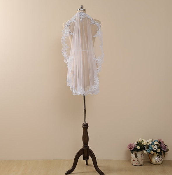 

bridal veils mantilla style veil,fully laced,short veil wedding,fingertip veil,lace trim fingertip,elbow lace 1 tier veil,ma, Black
