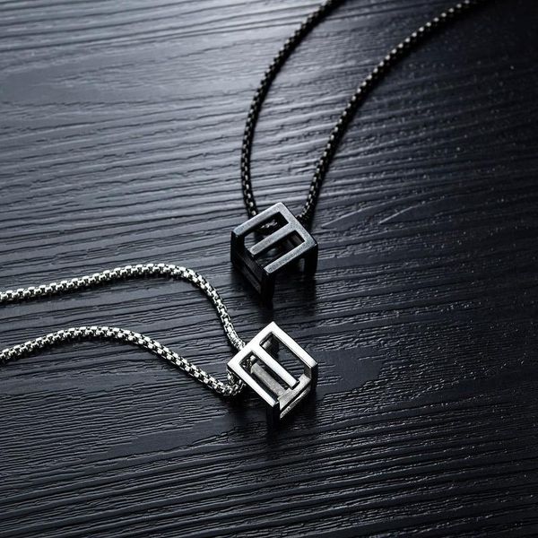 

pendant necklaces 2021 arrival men women black titanium steel three-dimensional cube necklace couple jewelry design, Silver
