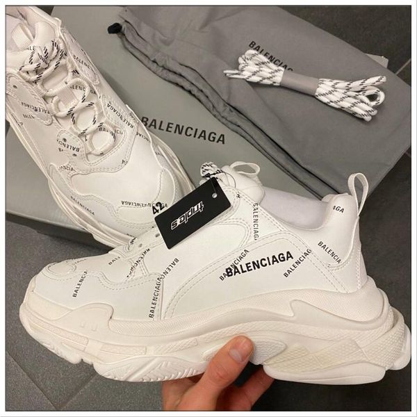 

bÃ lÃ¨nÃ§iaga triple s trainer allover logos motocycle racing retro dad shoes black white 17fw sneakers for men women vintage old grandpa outdo