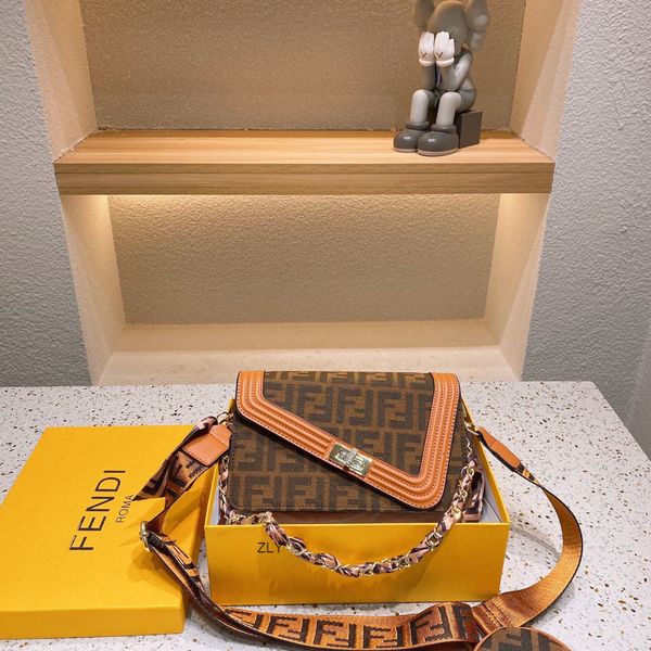 

2021 spring and autumn new single shoulder carrying bag zly bags