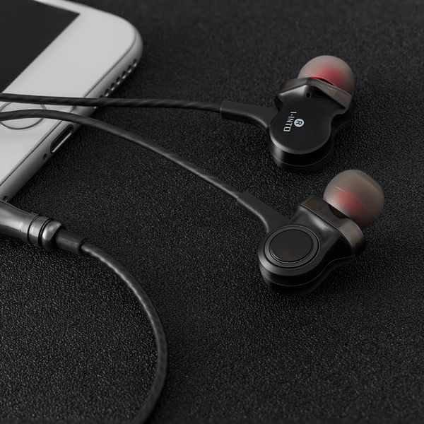 

headphones earplugs i8 three moving coil six unit in ear hifi subwoofer game computer monitor fever headset