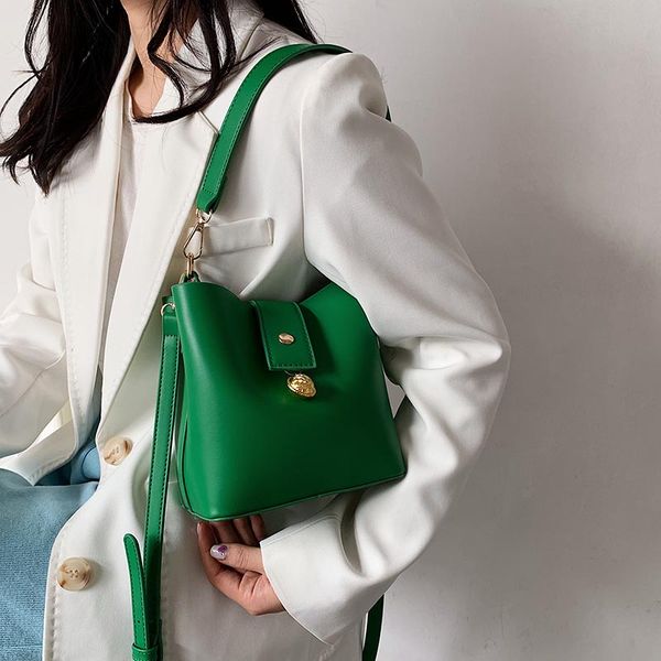 

ed classic bucket bags for women 2021 solid color leather totes shoulder bag luxury women crossbody handbag large capacity mmm