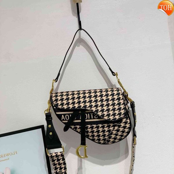 

bag women's new fashion trend in spring and summer 2021