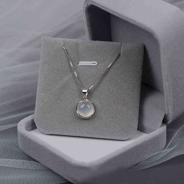 Collane con pendente in pietra di luna rotonda bianca placcata argento moda Collana corta con catena clavicola gioielli da donna di lusso G1206