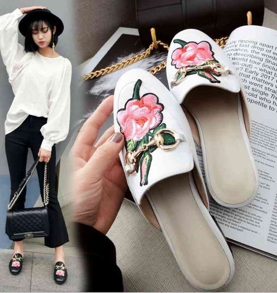 

embroidery 100% handmade genuine leather shoes women's flats casual fashoin slippers woman sandals, Black