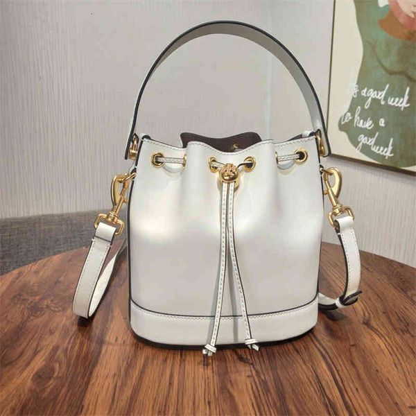 

2021 new tb cowhide bucket 1615 simple and versatile single shoulder messenger bag fashion large drawstring handbag