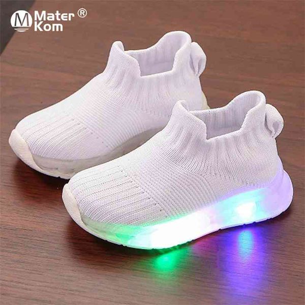 Größe 21-30 Baby Anti-rutschige leuchtende Turnschuhe für Mädchen verschleißfeste Turnschuhe Kinder Freizeitschuhe Jungen LED-Leuchtschuhe 210329