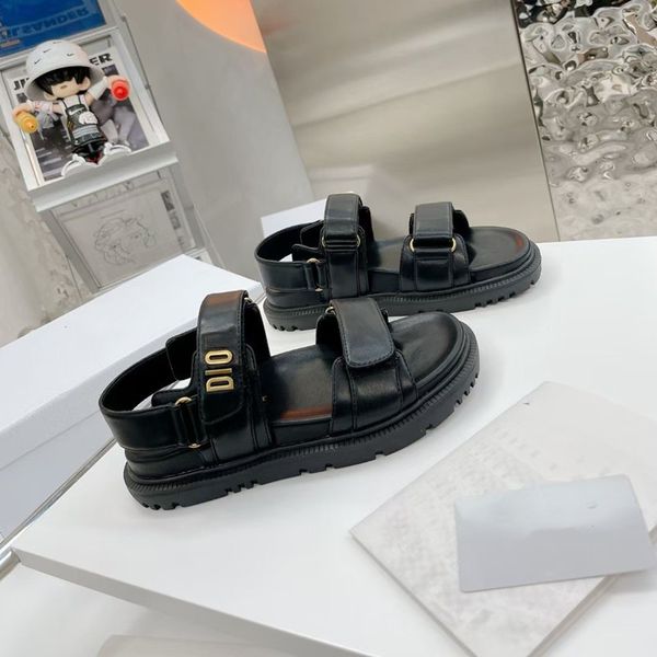 

2021d new velcro thick soled leisure sports one line gold buckle sandals, Black