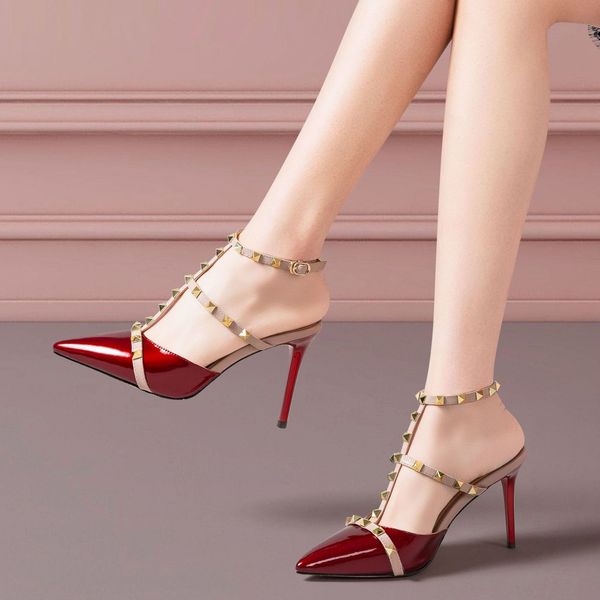 

baotou rivet high thin 2021 summer pointed one-line buckle temperament sandal's middle heels, Black