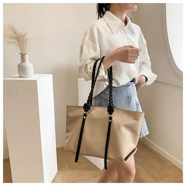 

cross body pu western style large bag female 2021 simple portable tote fashion large-capacity shoulder solid color bucket bags