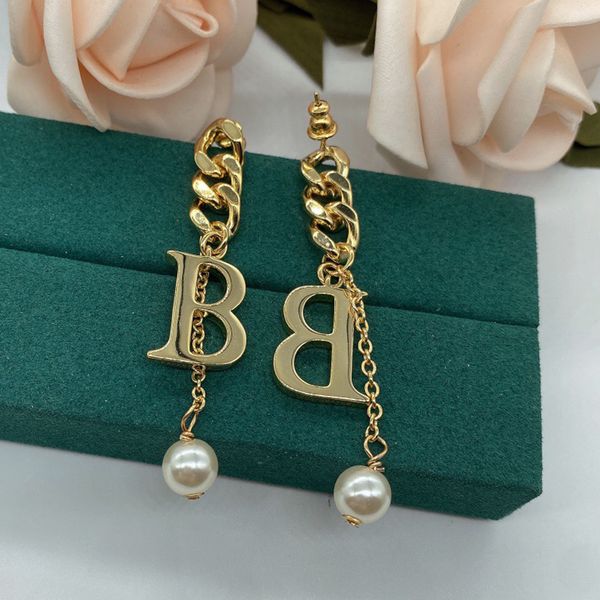 

(high-quality) b s925 silver needle korea joker small pearl earrings korea simple cold wind earrings.