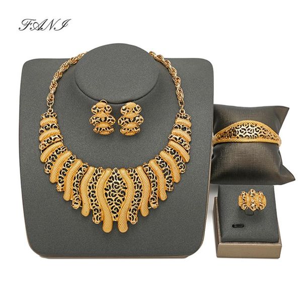 Ohrringe Halskette Fani Italienische Damen Hochzeit Accessoires Schmuckset Dubai Gold Design Mode Afrikanische Perlen Großhandel