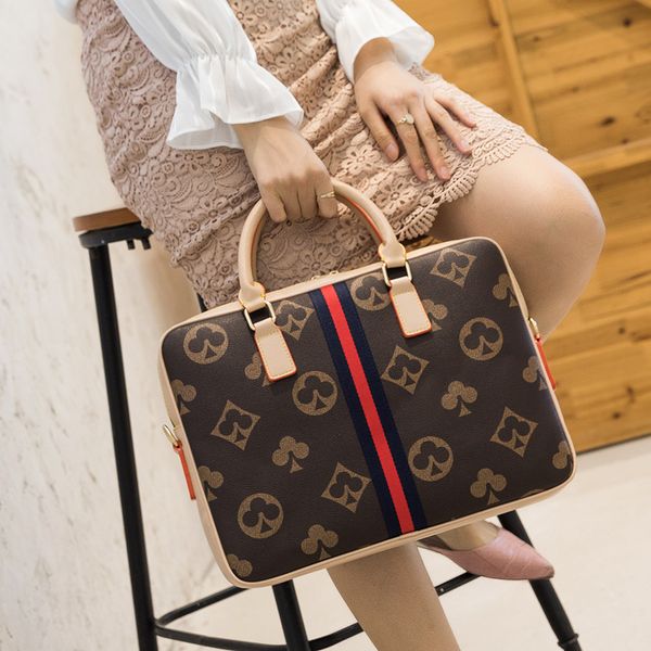 

2022 spring new classic printing portable business briefcase large capacity computer bag messenger bag