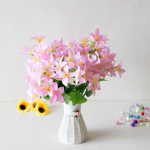 

bunch of flowers artificial narcissus lily flower simulation european furniture decorative & wreaths