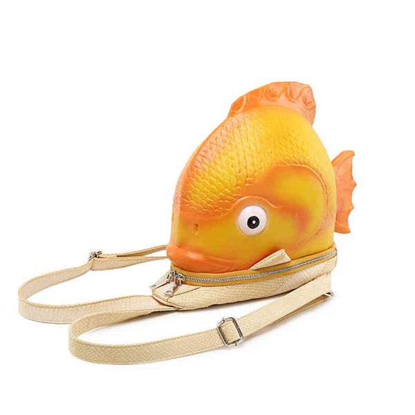 

backpack personality creativity back every year, there are fish backpacks for men and women, funny cute pet bags