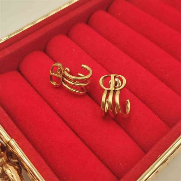 

2021 new designer family letter earrings for women fashion versatile, Golden
