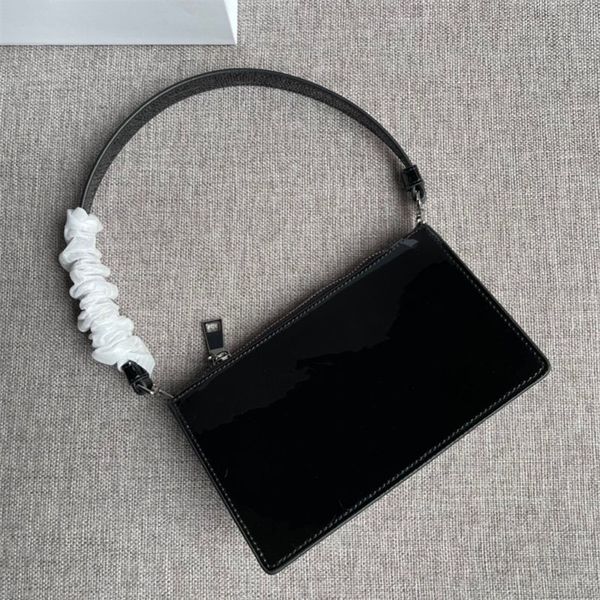 

2 colors miuccia under arm bag 2021 patent leather handbag luxury women designer shoulder bags 20*12cm pd008, Black;red