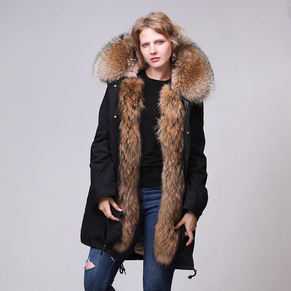

women's fur & faux this coat is a winter jacket, woman's coat, and long of natural fur, cowhide, Black