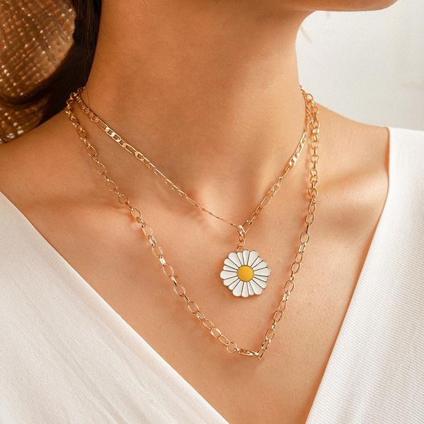

chokers bohemian daisy flowers pendant neckalce for women 2021 charm multilayer adjustable necklace jewelry accessories, Golden;silver