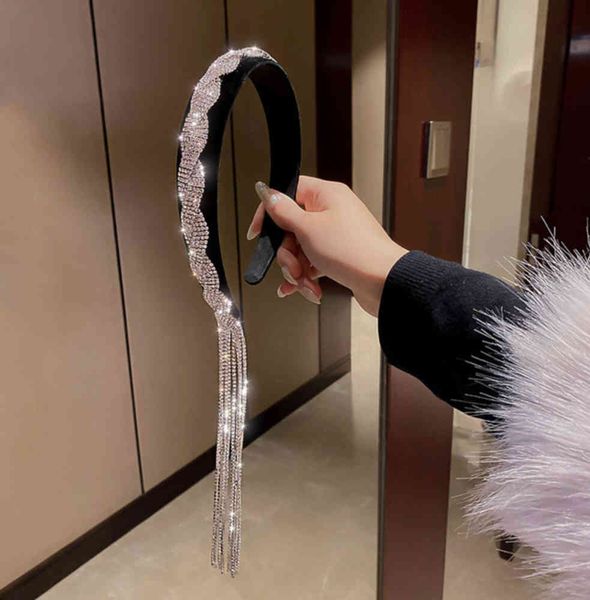 

21 south korea east gate personality design sense flash diamond tassel hairband autumn and winter fashion simple hairdress french headdress, Golden;white
