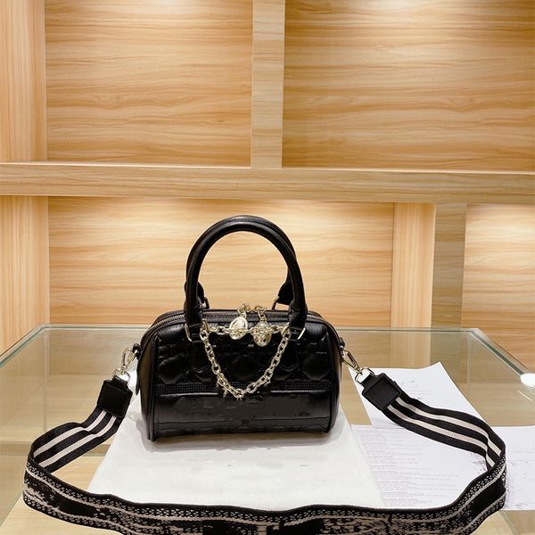 

new high-end classic designer saddle bag leather multifunctional large capacity 20cm handbag wide shoulder strap street fashion women's
