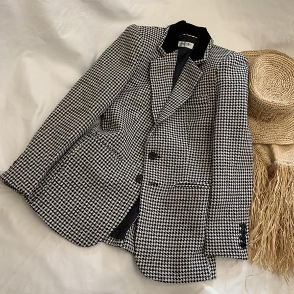 

women's vests sai2021 autumn and winter coat, thousands of bird grid shoulder pad smoking jacket, collar splice velvet collar, the, Black;white