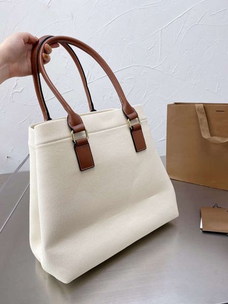 

2021 white shopping bag simple ladies handbag diagonal cross