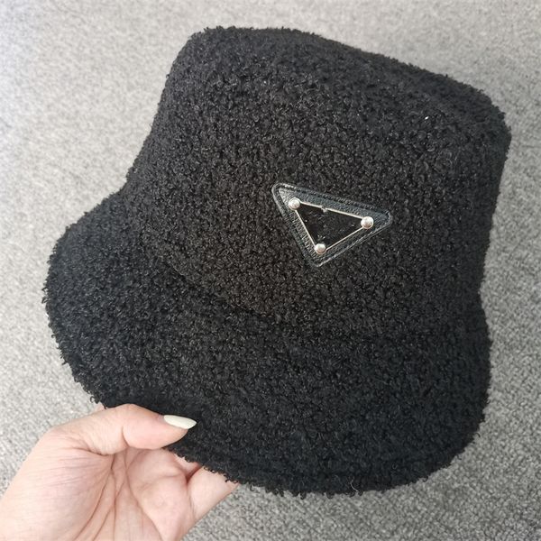 

2021 wholesale winter inverted triangle fisherman's hat small fragrance basin hats men's and women's warm cap fashion, Blue;gray