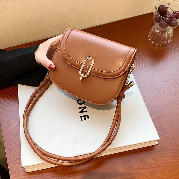 

2021 new retro women's bag fashion single shoulder messenger saddle bags
