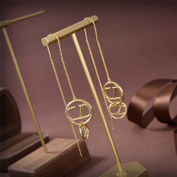 

womens dangle chandelier women luxurys designers earrings fashion letter charm jewelry accessories boucles love gifts, Silver