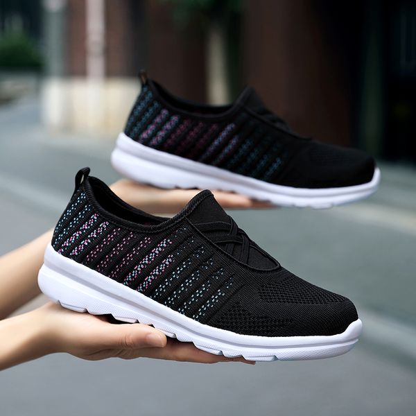 

wholesale 2021 mens womens sports mesh running shoes fashion breathable sneakers black grey runners eur 35-42 wy27-2063