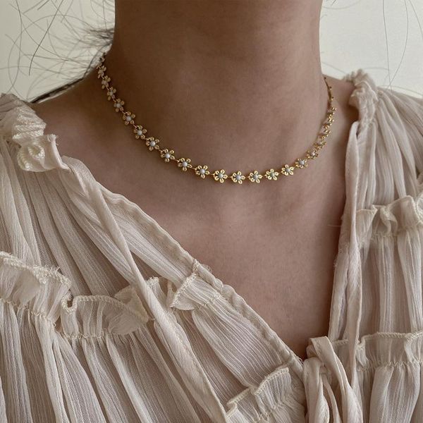 

chokers dongdamen necklace of south korea, female super fairy temperament versatile metal flower neck chain collarbone net red, Golden;silver