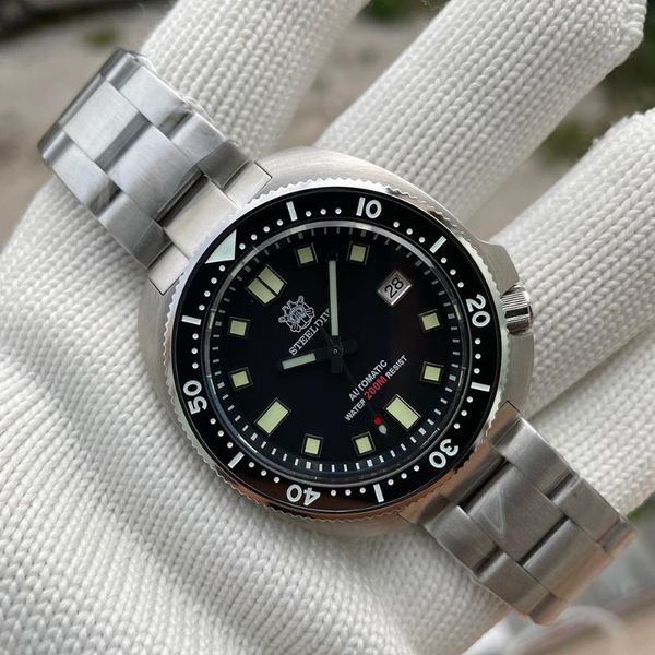 

wristwatches steeldive sd1980 arrival 44mm stainless steel 200m waterproof sapphire glass nh35 automatic dive watch with date, Slivery;brown